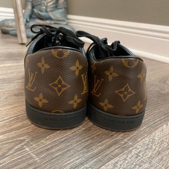 ⚡️⚡️⚡️Louis Vuitton size 11 - Picture 3 of 8